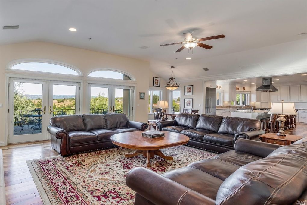 33 Oak Rock Lane